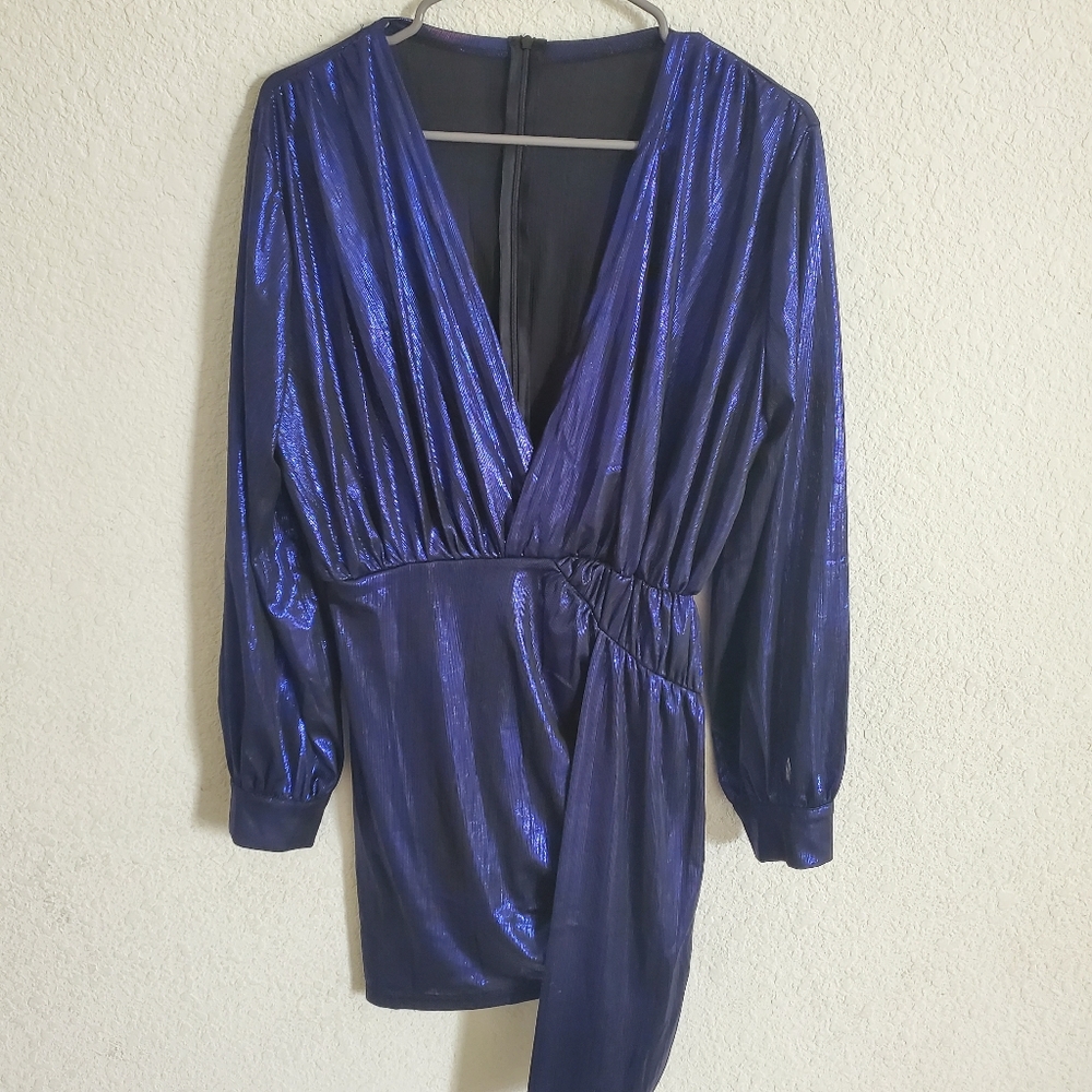 Deep v neck metalic glitter ruched long sleeve